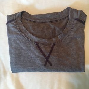 Lululemon T shirt